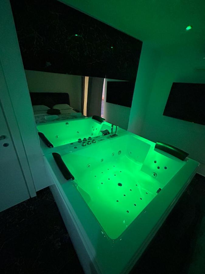 Giovanni Luxury Suites Napoli Eksteriør billede